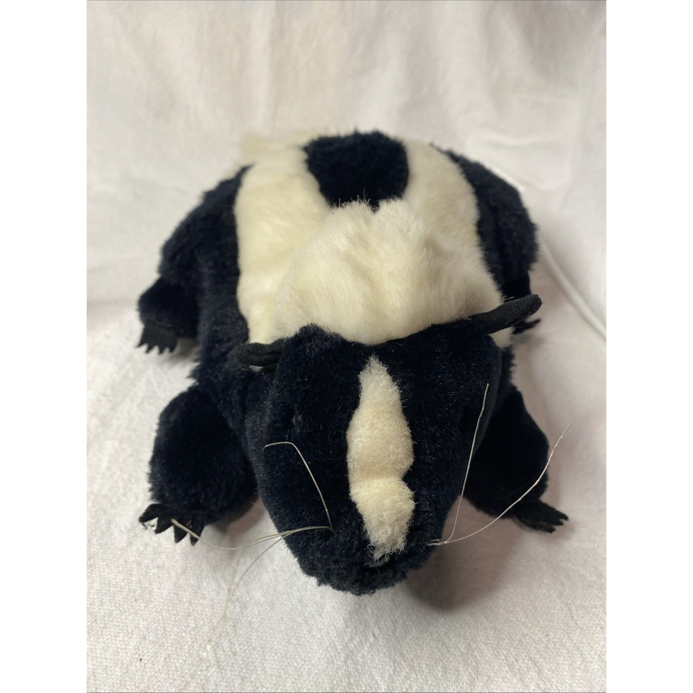 Vintage 1985 Dakin Skunk Hand Puppet